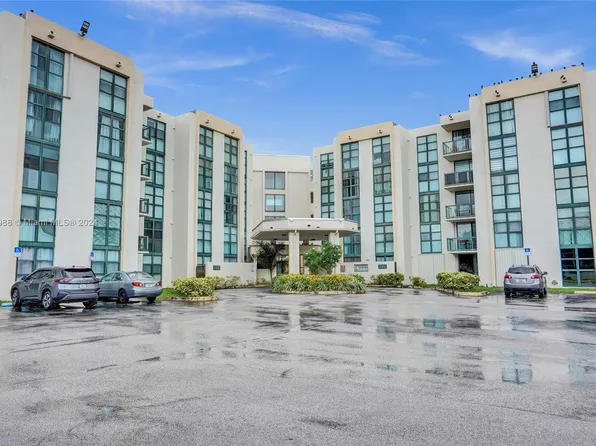 2055 SW 122nd Ave APT 231, Miami, FL 33175