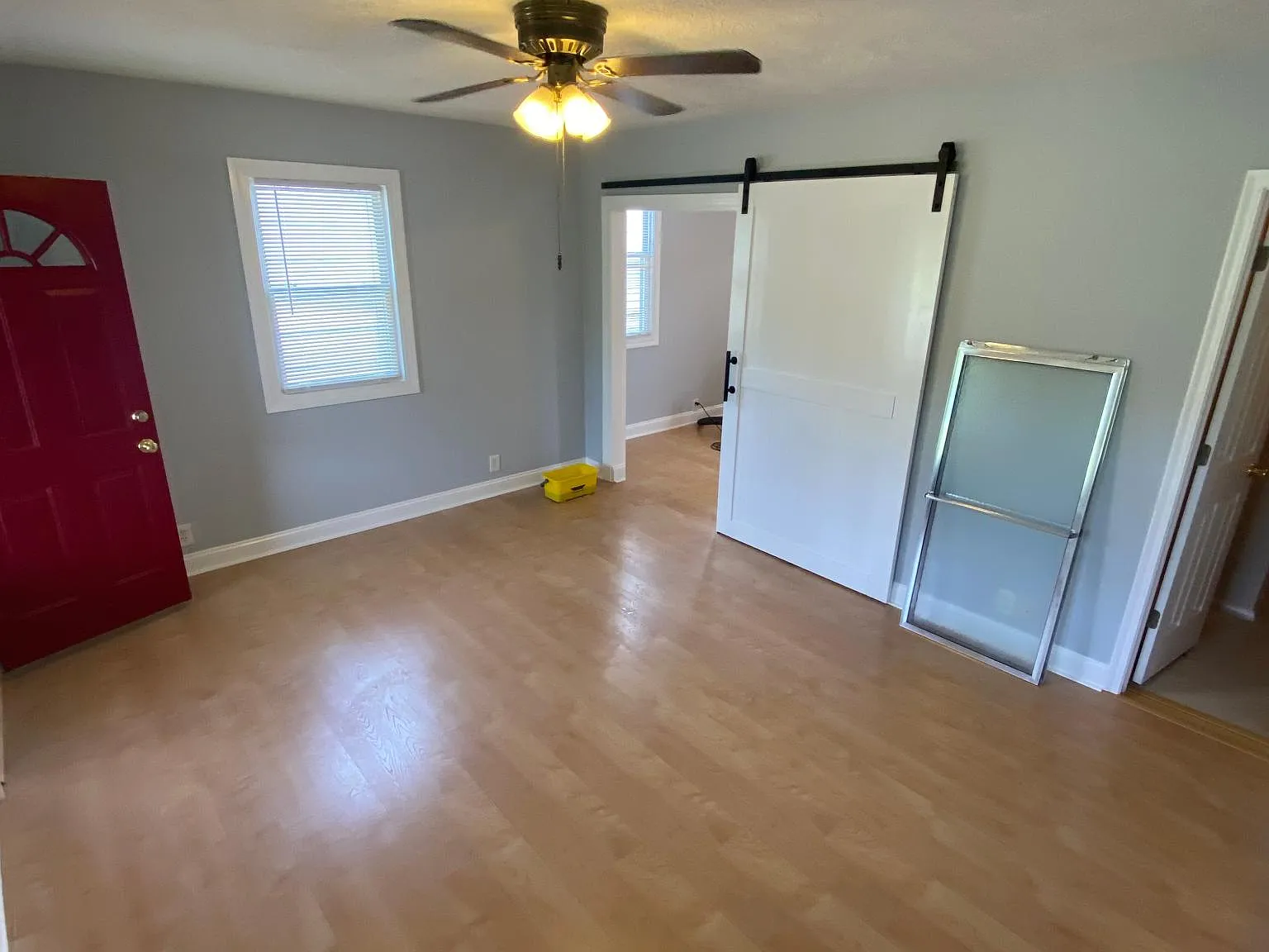 731 Elm St — Photo 4