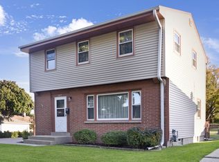 1417 W Cudahy Ave, Milwaukee, WI 53221