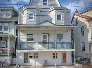 223 W Girard St, Mount Carmel, PA 17851