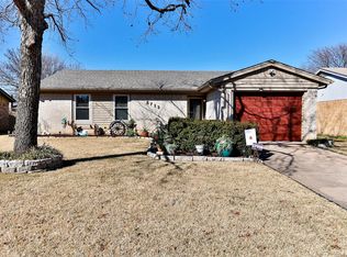 5713 Brent Dr, Haltom City, TX 76148