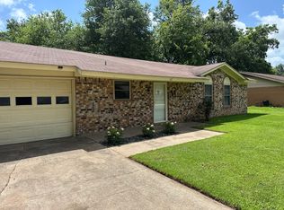 327 Karol Ln, Sulphur Springs, TX 75482