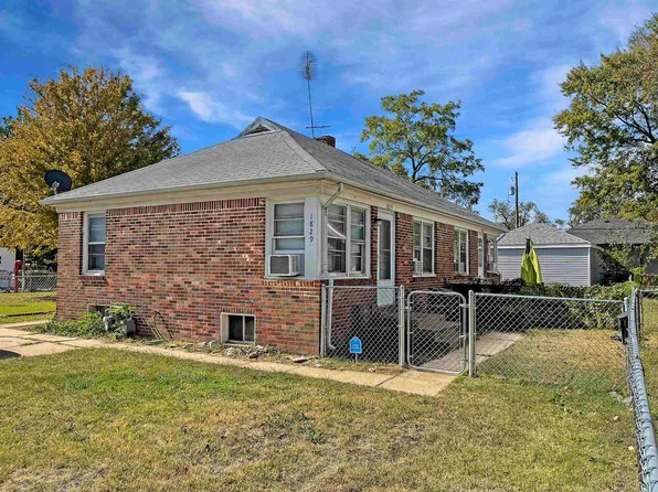 1827 S Glenn St #1829, Wichita, KS 67213