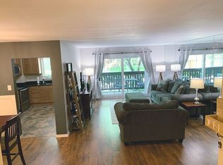 7737 W Golf Dr APT 102, Palos Heights, IL