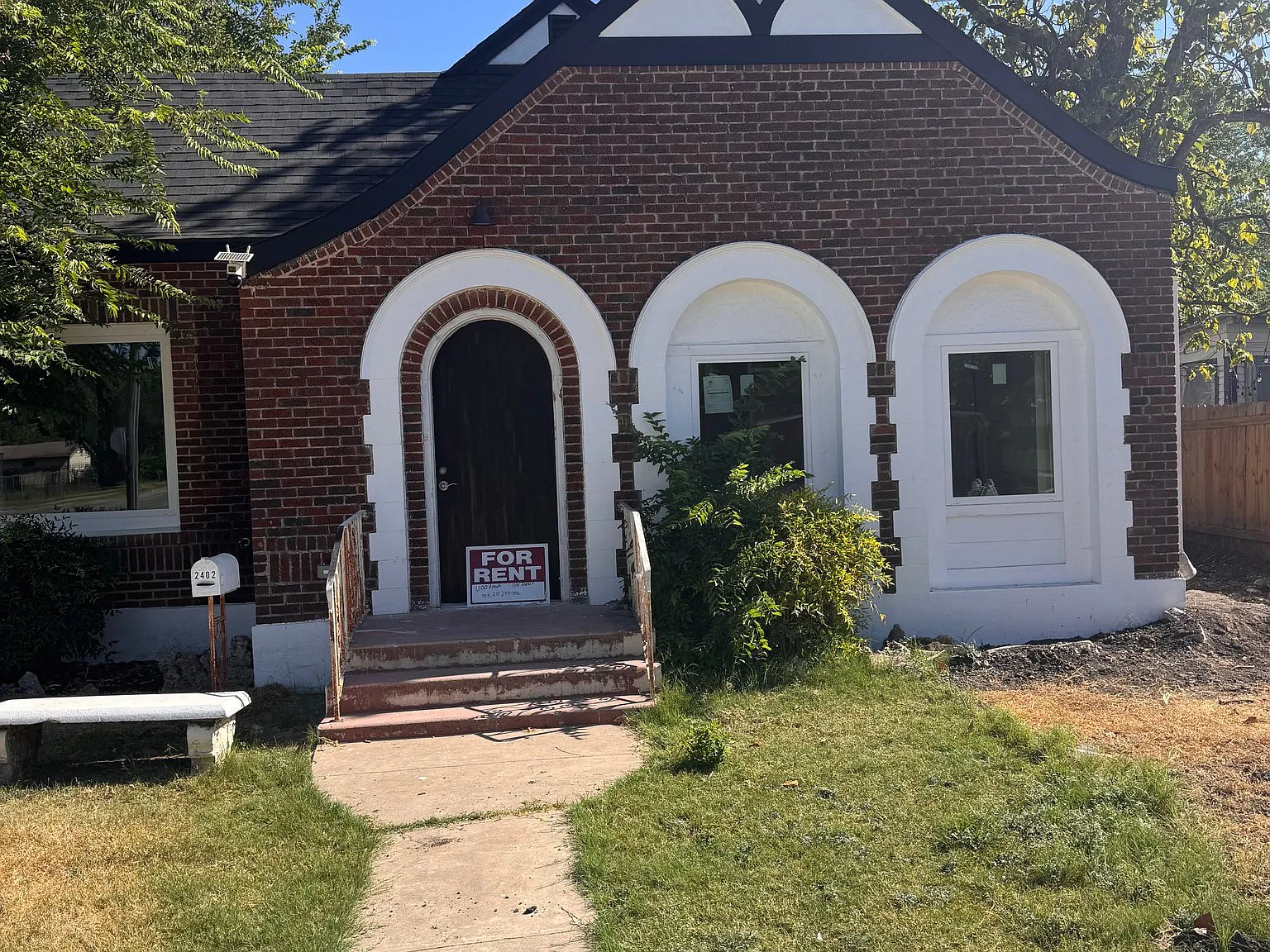 Beautiful 2 bdrm 1 bath house — Photo 1