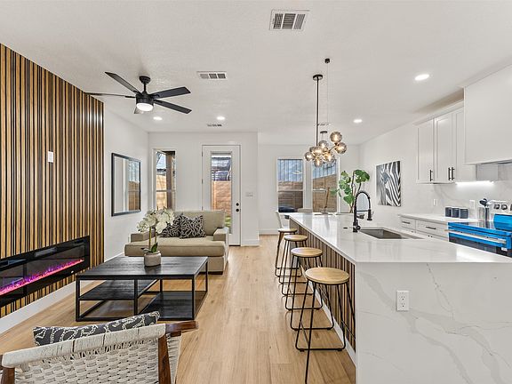 5th image of 3524 Spring Ave