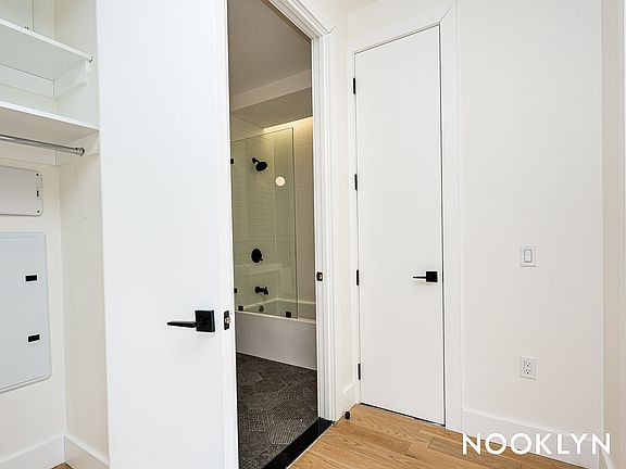 4th image of 1052 Greene Ave #4C