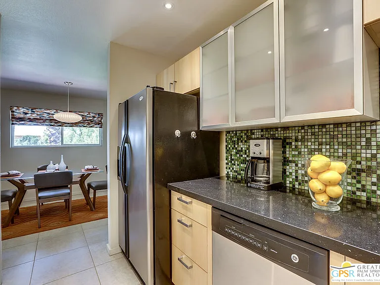 420 N Villa Ct #200 — Photo 8