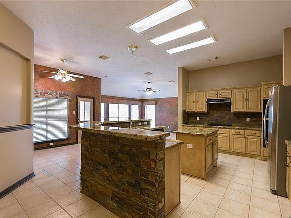 5th image of 17330 Granberry Gate Dr