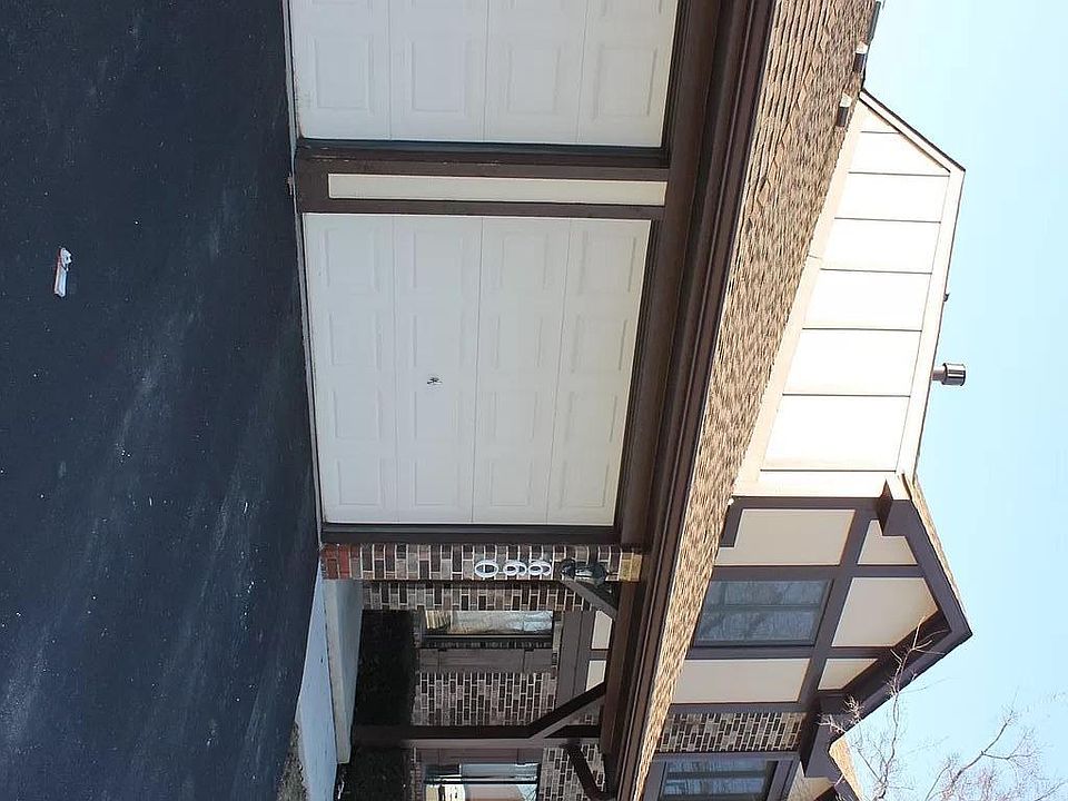 1st image of 660 Cross Creek Dr W #Bb1