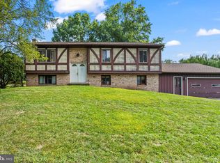 101 Sunrise Blvd, Elizabethtown, PA 17022