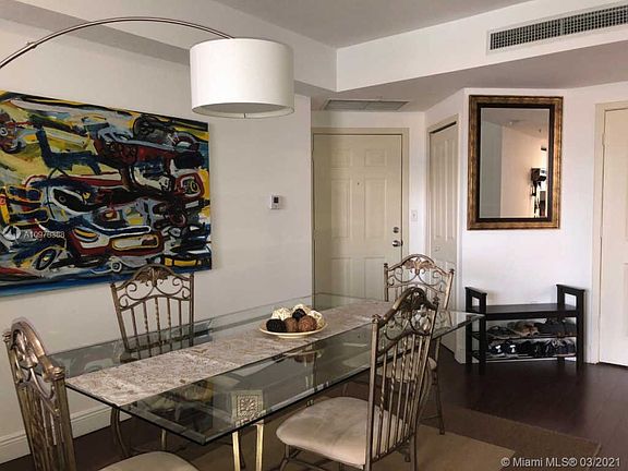 4th image of 170 SE 14th St APT 1905