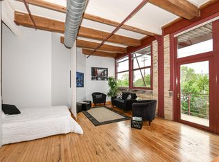 215 W Maple St APT 308, Milwaukee, WI
