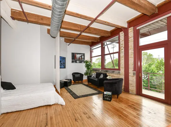 215 West Maple STREET #308, Milwaukee, WI 53204