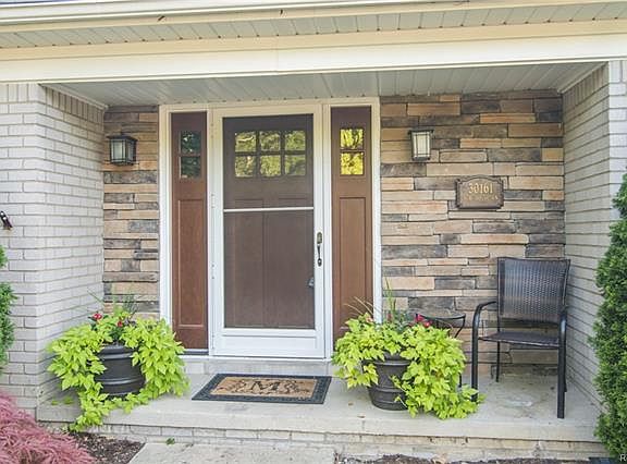 3rd image of 30161 Club House Ln