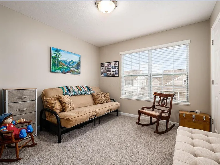 5694 Stearns Rd — Photo 30