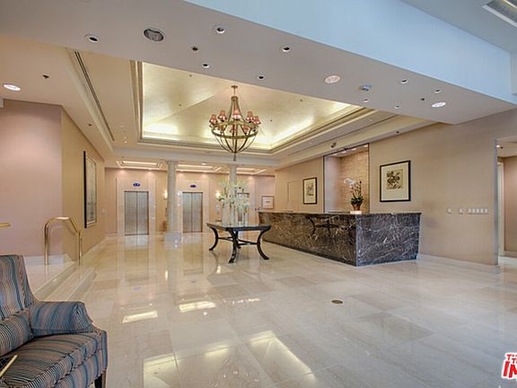 3rd image of 10724 Wilshire Blvd APT 503