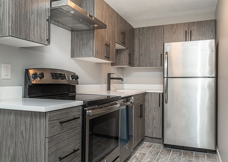 1st image of 16 Murdock St #2