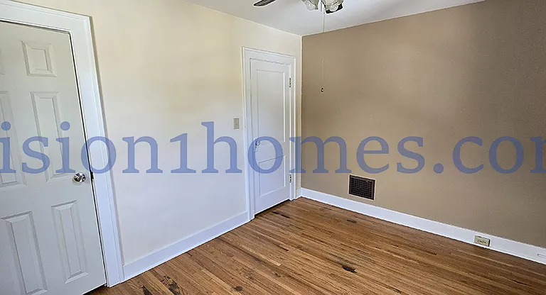 718 W Murphy St — Photo 17