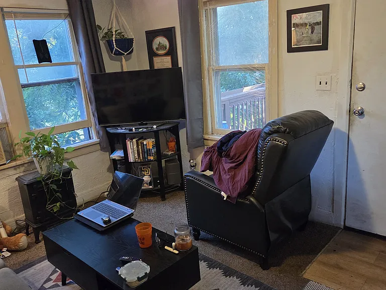 513 1/2 W 7th Ave #B — Photo 6