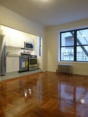 Rented by Bohemia Realty Group | media 3