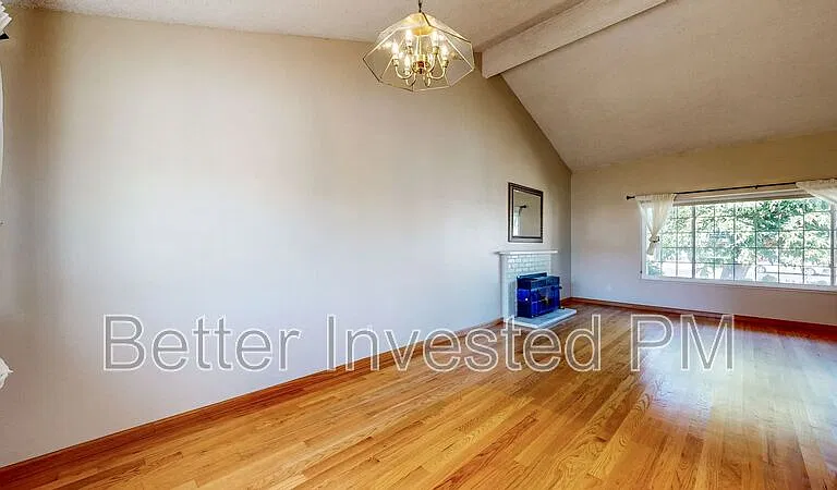 848 Sprucewood Ct — Photo 22