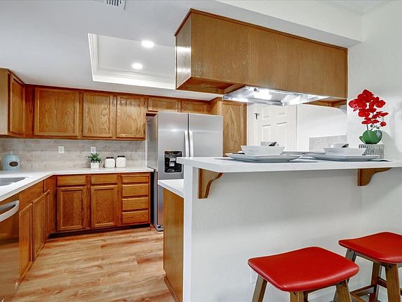 5th image of 1026 Summerplace Dr