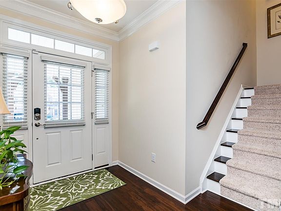 3rd image of 53 Jubilee Ct