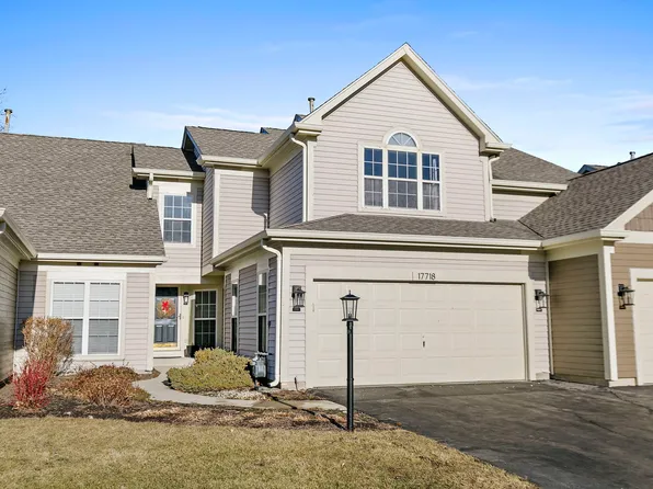 17718 W Running Creek Ct, Gurnee, IL 60031