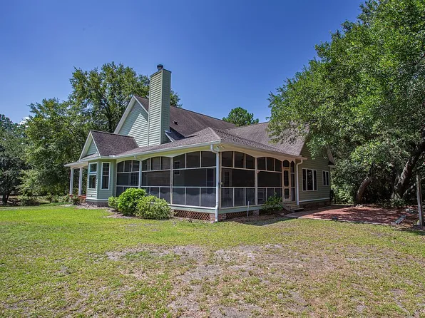 348 Tombfield Rd, Camden, SC 29020