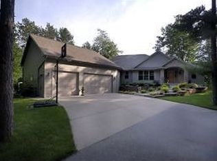 7164 Spring Lake Dr, Sobieski, WI 54171
