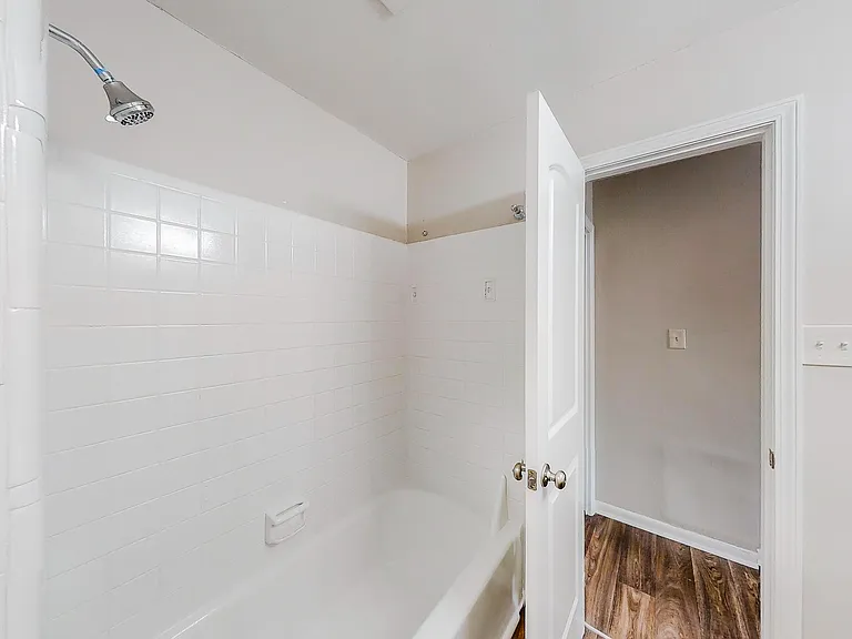 S Indian Creek Dr — Photo 7