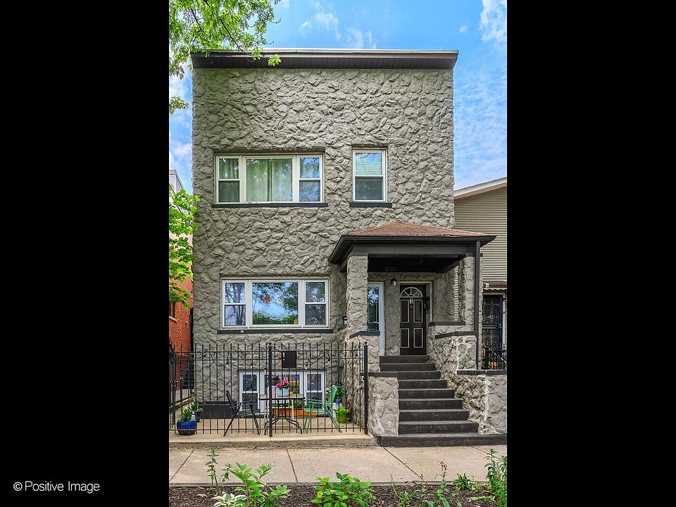 1st image of 2221 W Cortland St #1