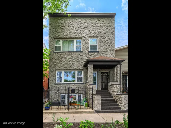 2221 W Cortland St #1, Chicago, IL 60647