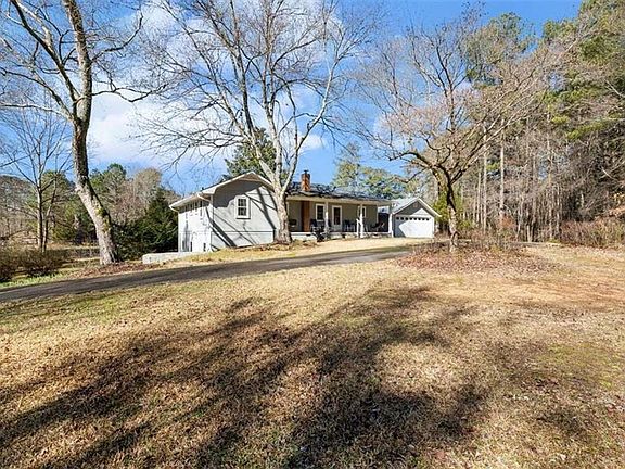 5th image of 3948 New Hope Church Rd SE