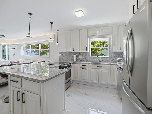 5th image of 8 Briny Ave APT 206