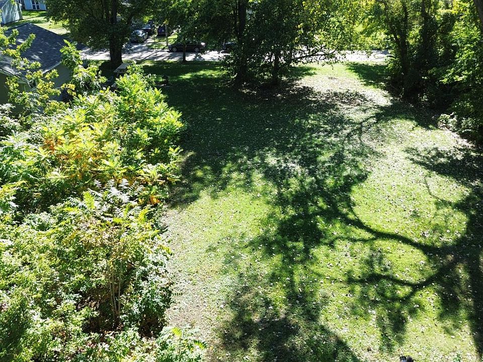 2nd image of 1813 3rd St