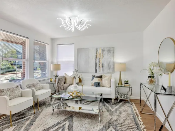 10468 West Ct, Oakland, CA 94603