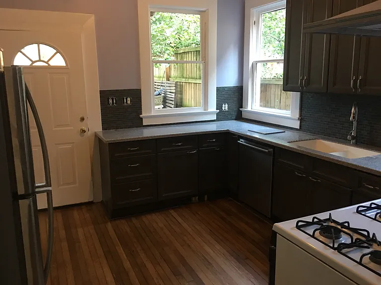 536 Boulevard SE #2 — Photo 13