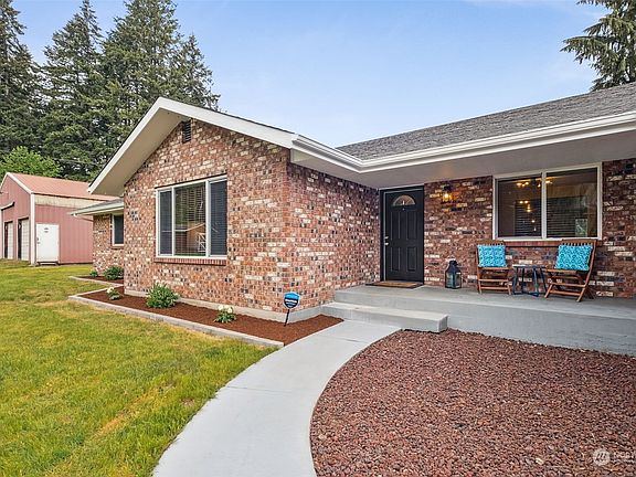 3rd image of 30323 165th Avenue SE