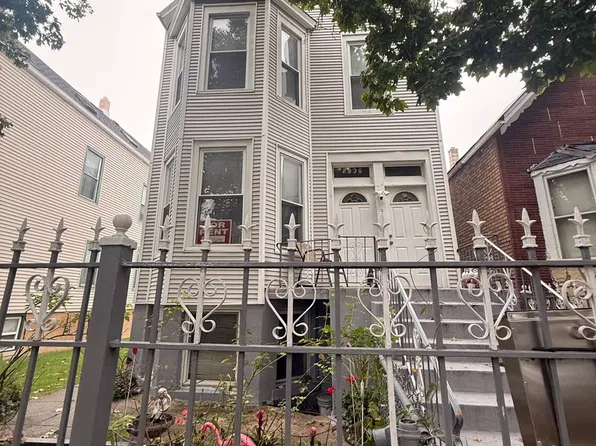 2836 N Christiana Ave #2, Chicago, IL 60618