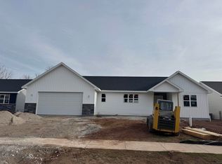 N9278 Constellation Dr, Appleton, WI 54915