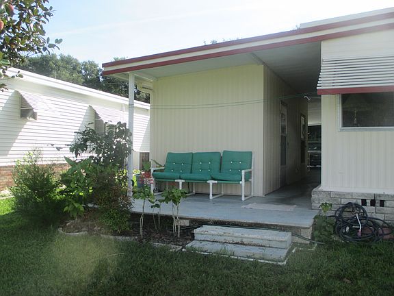 3rd image of 151 Royal Palm Dr
