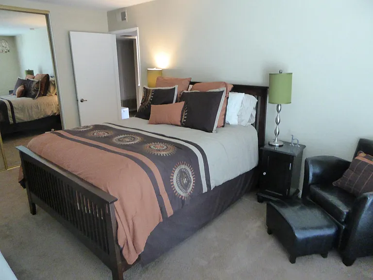 24746 Meridian Dr — Photo 8