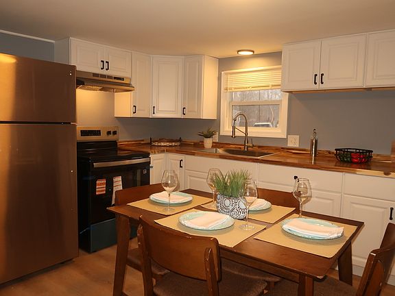 2nd image of 229 Miller St #3-G