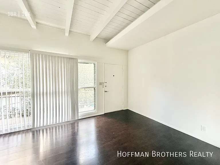 11980 Laurelwood Dr #14 — Photo 6
