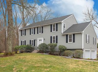 10 Rolfe Rd, Lexington, MA 02420