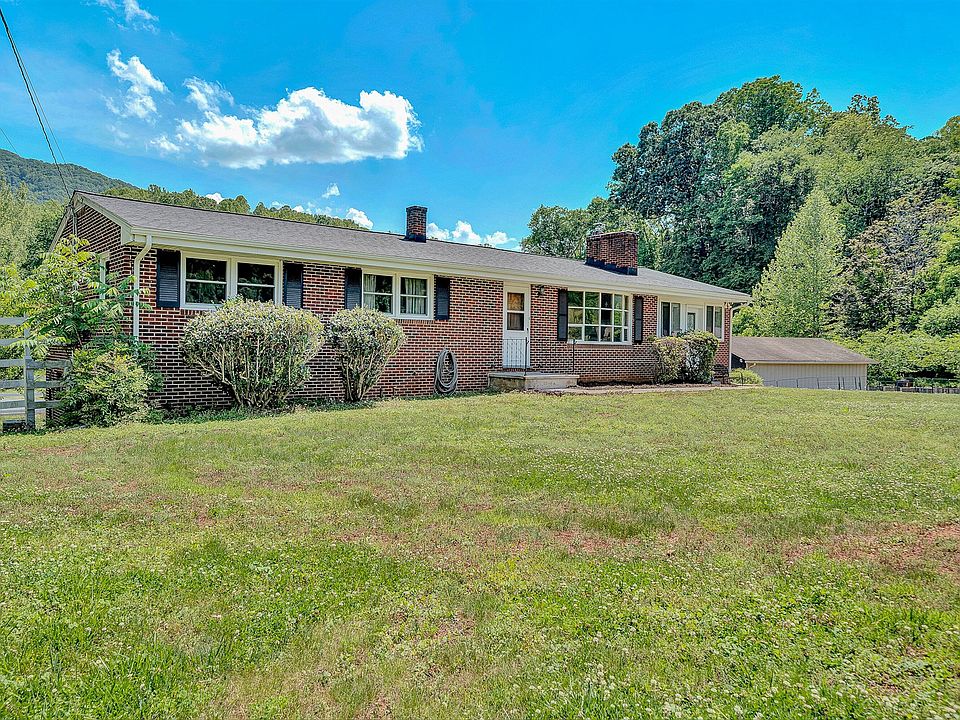 1st image of 17 Valley View Rd
