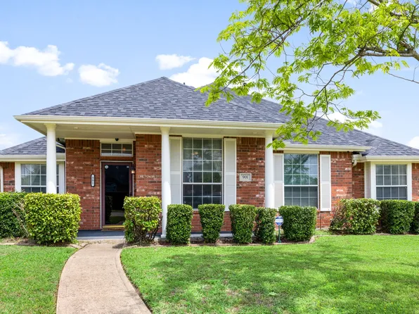 901 Rutherford Dr, Mesquite, TX 75149