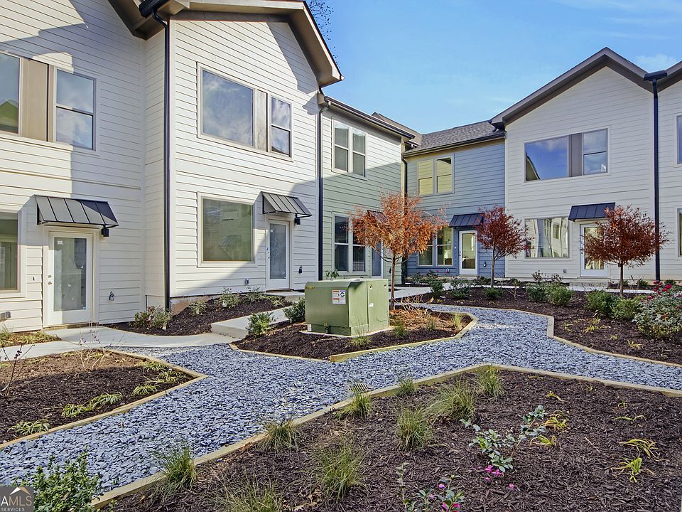 1st image of 1070 Dill Ave SW #306